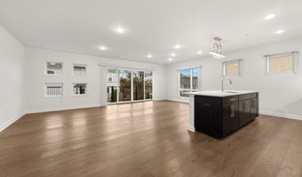 462 W Stadium Blvd, Ann Arbor, MI 48103