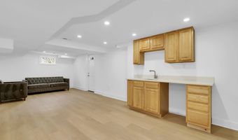 1627 MARSHALL Ave, Rockville, MD 20851