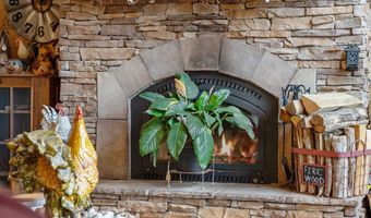 1062 Wilder Hwy, Alpine, TN 38543