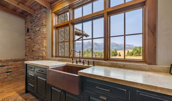 5730 Jackson Creek Rd, Bozeman, MT 59715