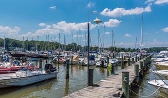 45 E LAKE Dr, Annapolis, MD 21403