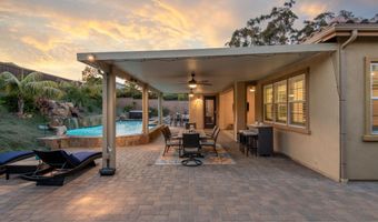 5401 Reef Cir, Carlsbad, CA 92008