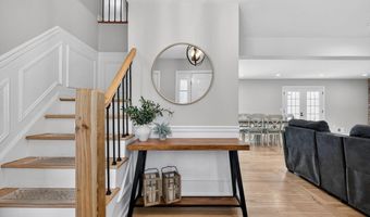 100 KNICKERBOCKER Dr, Belle Mead, NJ 08502