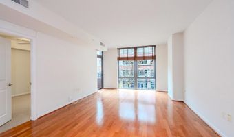 1021 N GARFIELD St 318, Arlington, VA 22201