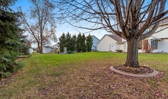 W5945 BLUE BONNET Drive, Appleton, WI 54915