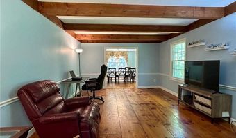 93 Provident Pl, Coventry, RI 02816
