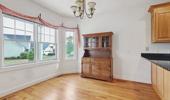 752 Matthews St, Bristol, CT 06010