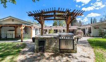 325 Crest Ave, Alamo, CA 94507
