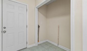 1738 E Highview Dr, Arnold, MO 63010