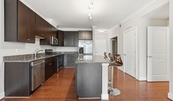 815 N PATRICK St 406, Alexandria, VA 22314