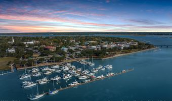 2 Creeks End Ln, Beaufort, SC 29902