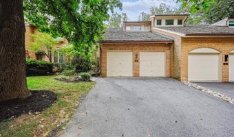 6 GOLDLEAF Ct, Bethesda, MD 20817