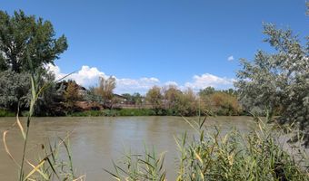 1191 ROBERTS Dr, Bloomfield, NM 87413