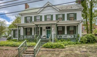 210 NE Valley St, Abingdon, VA 24210