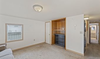 3 Cross St, Augusta, ME 04330