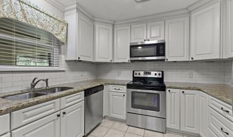 9916 La Paz Ct, Baton Rouge, LA 70818