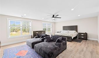 8 Big River Rd, Coventry, RI 02816