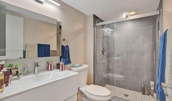 20335 W Country Club Dr 809, Aventura, FL 33180