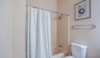 1012 Mimosa Ave, Alamogordo, NM 88310