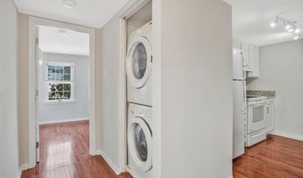 320 CHESTER Ave, Annapolis, MD 21403