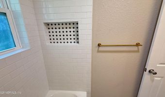 696 KESTNER Rd, Atlantic Beach, FL 32233