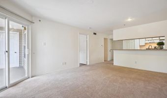 3313 WYNDHAM Cir #2216, Alexandria, VA 22302