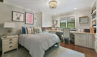 22 Kent Rd, Barnstable, MA 02630