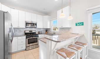 220 TAYLOR Ave, Beach Haven, NJ 08008