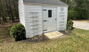 13 Pine Cone Dr, Alfred, ME 04002