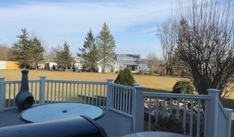 139 Honeyman Ave, Middletown, RI 02842