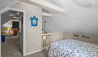 27 King St, East Greenwich, RI 02818