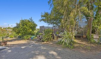3016 Alta Vista Dr, Fallbrook, CA 92028