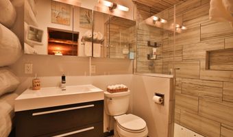 W9478 White Oak Road, Argyle, WI 53504