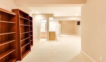 7806 FOX GATE Ct, Bethesda, MD 20817