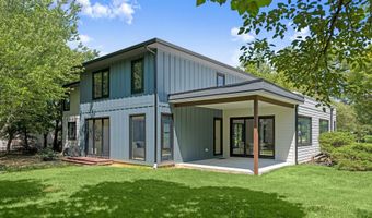 3112 N ROSSER St, Alexandria, VA 22311