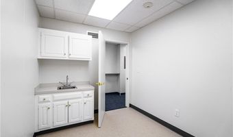 63 Eddie Dowling Hwy 1, North Smithfield, RI 02896