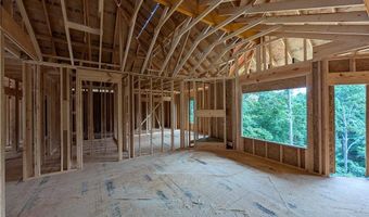11 Staines Ln, Bella Vista, AR 72715