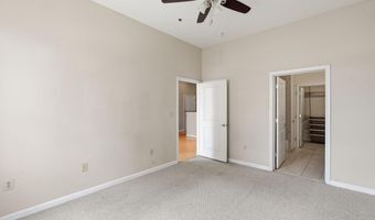 309 HOLLAND Ln 211, Alexandria, VA 22314