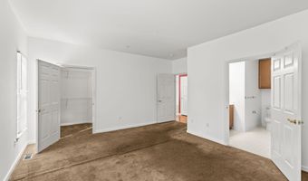 2004 GOLDEN MORNING Dr 30, Bowie, MD 20721