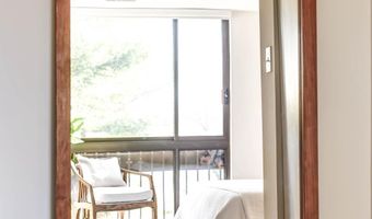 4936 SENTINEL Dr 302, Bethesda, MD 20816