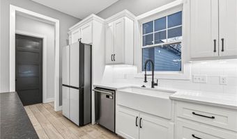 1914 Ebbing Loop, Barling, AR 72923