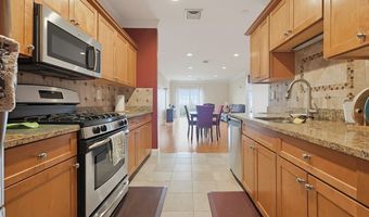 142 Bigelow St 304, Boston, MA 02135