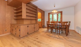 1877 Arlington Blvd, Ann Arbor, MI 48104
