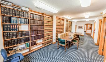 111 2nd St SE, Altoona, IA 50009