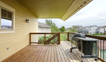 422 Stonegate Ct SW, Altoona, IA 50009
