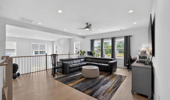 1100 HEWES St, Ambler, PA 19002