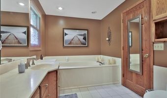 706 Benton St, Anoka, MN 55303