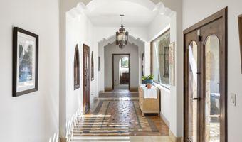 7823 E CELESTIAL St, Carefree, AZ 85377