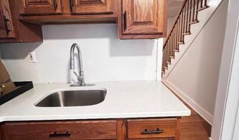 209 W Chrystal St Ab, Andover, NJ 07801