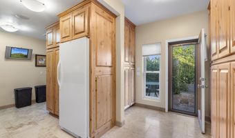 8944 E LAZYWOOD Pl, Carefree, AZ 85377